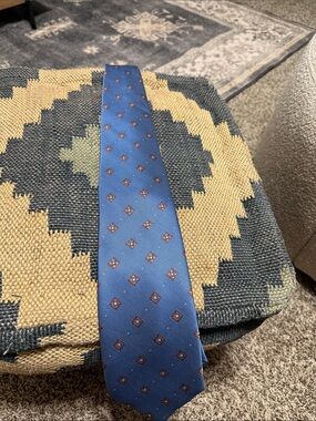 IL Trifoglio D’Oro Mens Blue Geometric Silk-Feel Tie